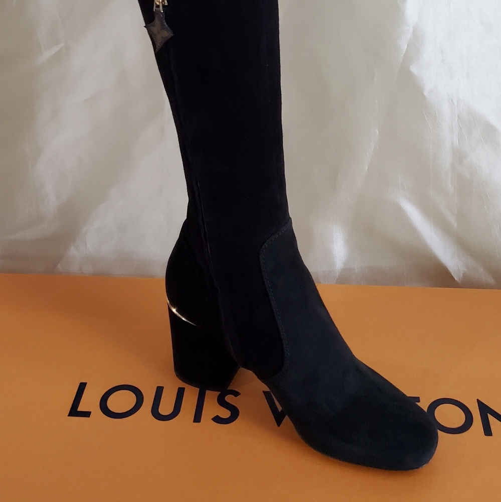 Louis Vuitton Skyline Thigh Black Suede Over the knee Boots  Sz 37